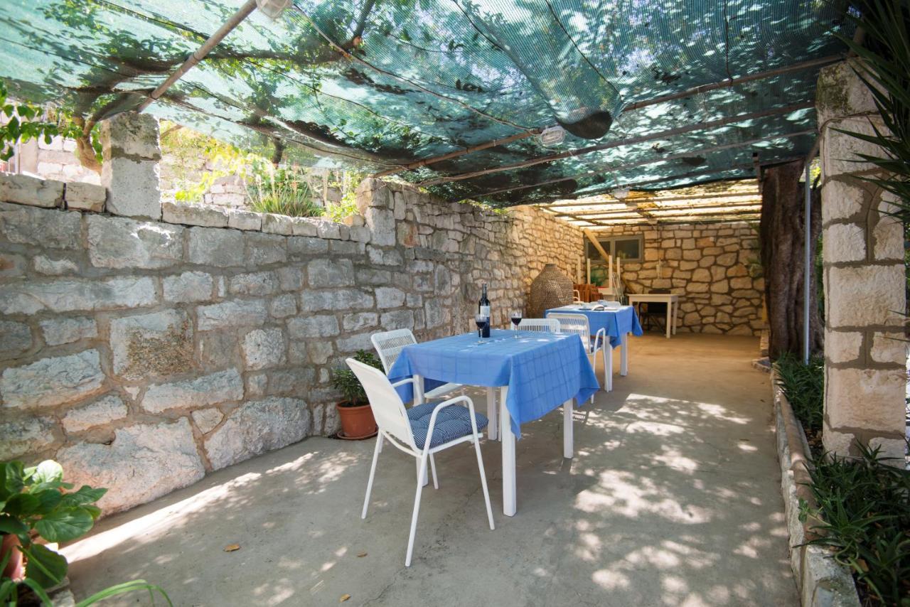 Guesthouse Pavla Govedari Exterior photo